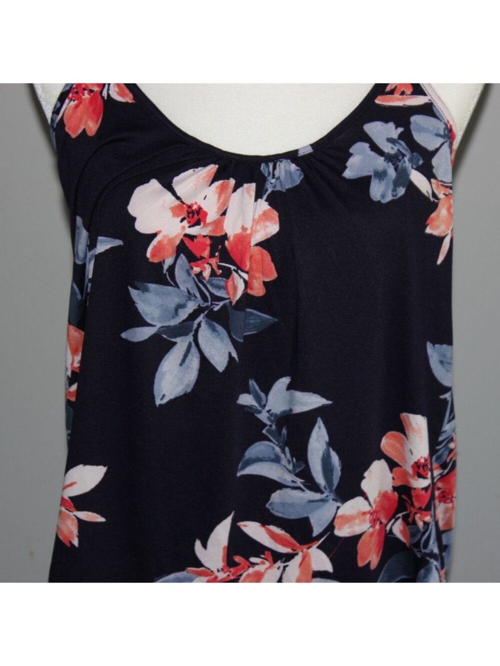 Linea Donatella Light Weight Floral Tank Top-Blue-Size Small-NWT - Picture 4 of 9